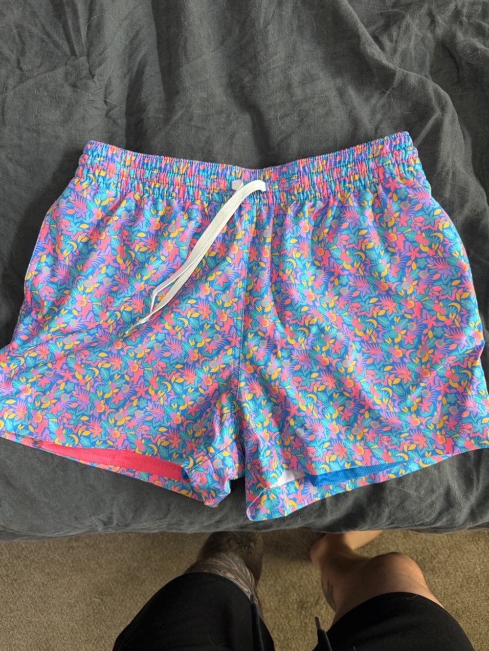 chubbies Pink and Blue Floral Athletic Shorts